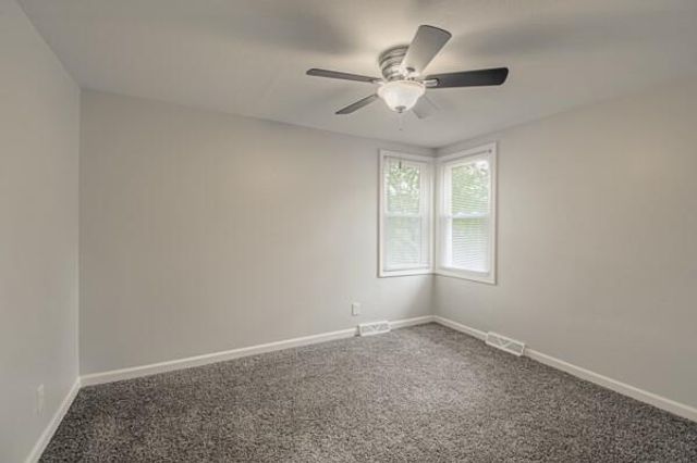 4833 FARLEY Avenue, Kansas City, MO 64129