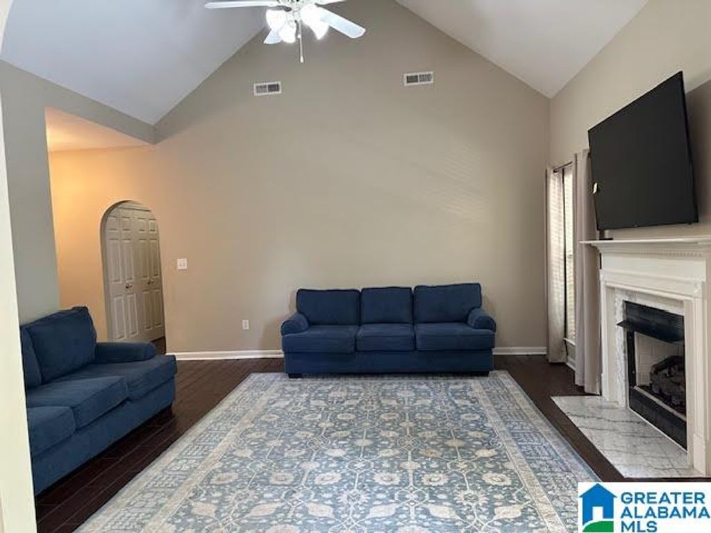 170 DAVENTRY DRIVE, Calera, AL 35040