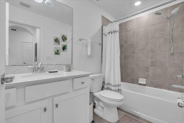 18028 GAWTHROP DRIVE 107, Bradenton, FL 34211