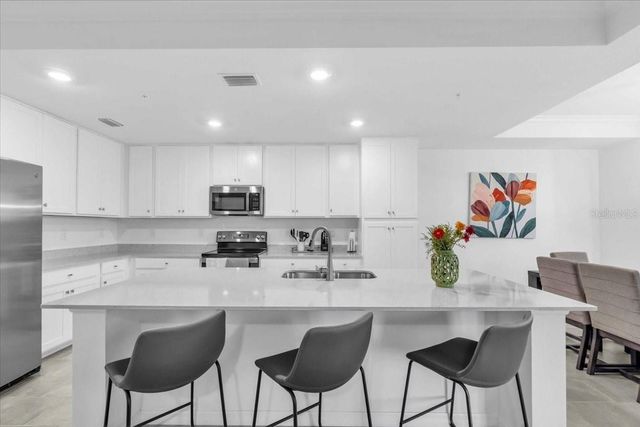 18028 GAWTHROP DRIVE 107, Bradenton, FL 34211