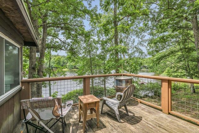 186 Lake View, Pikeville, TN 37367