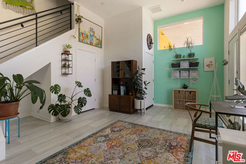 3030 1/2 N Coolidge Avenue, Los Angeles, CA 90039 — photo 3