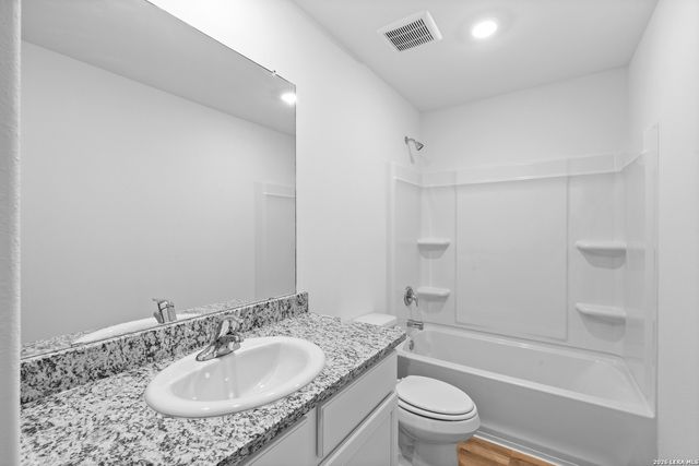 4007 Lena Gardens, Von Ormy, TX 78073