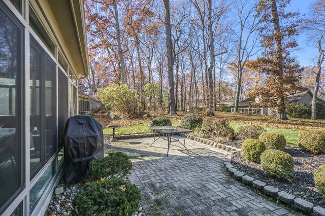 7795 W Saint Andrews Circle, Portage City, MI 49024