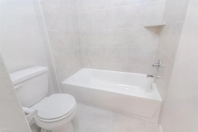 341 W Spiny Lizard LN W, San Marcos, TX 78666