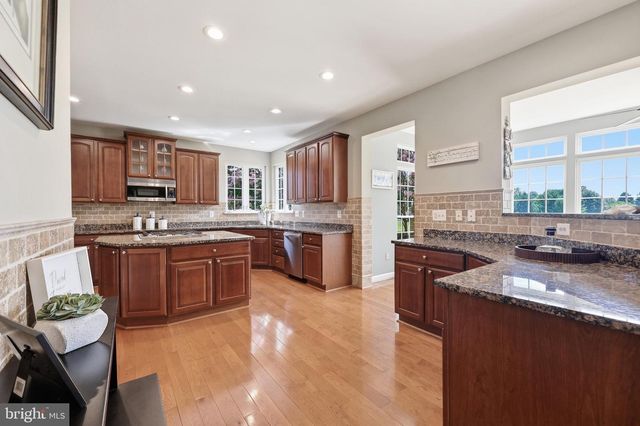 3082 BALLESTERAS CT, Mount Airy, MD 21771