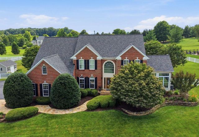 3082 BALLESTERAS CT, Mount Airy, MD 21771
