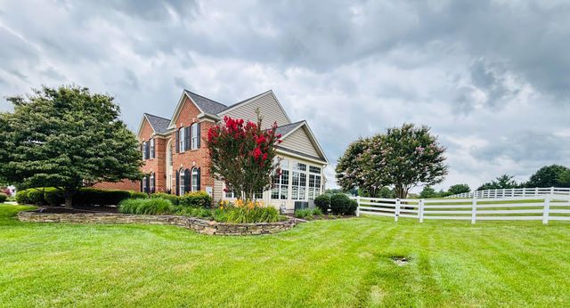 3082 BALLESTERAS CT, Mount Airy, MD 21771