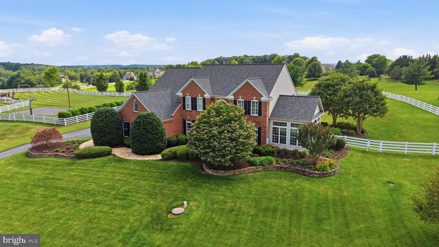 3082 BALLESTERAS CT, Mount Airy, MD 21771