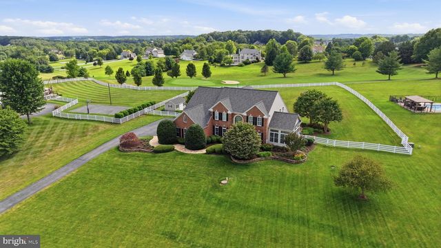 3082 BALLESTERAS CT, Mount Airy, MD 21771