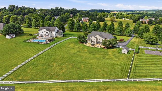 3082 BALLESTERAS CT, Mount Airy, MD 21771