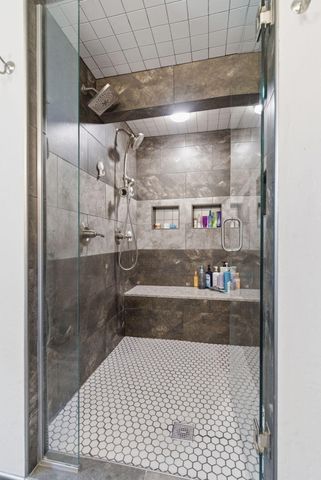 2415 E Valley Water Mill Road, Springfield, MO 65803