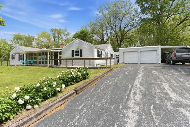 2415 E Valley Water Mill Road, Springfield, MO 65803