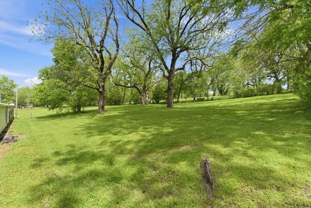 2415 E Valley Water Mill Road, Springfield, MO 65803
