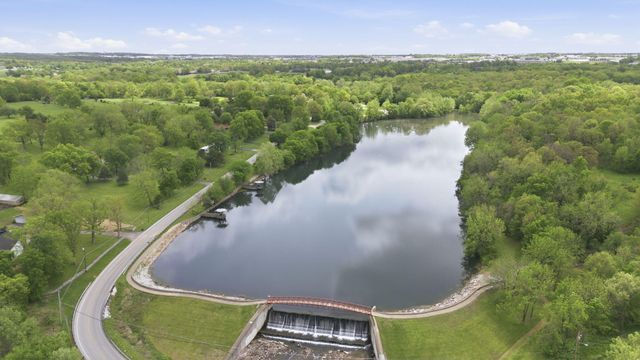 2415 E Valley Water Mill Road, Springfield, MO 65803