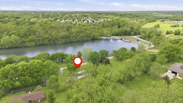 2415 E Valley Water Mill Road, Springfield, MO 65803