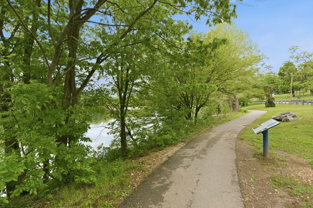 2415 E Valley Water Mill Road, Springfield, MO 65803