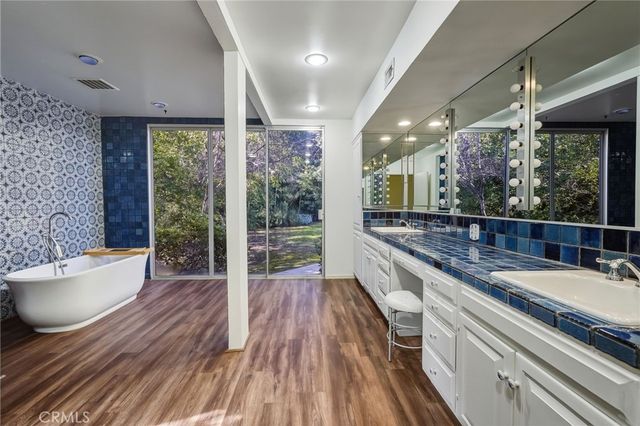 5057 Shirley, Tarzana, CA 91356