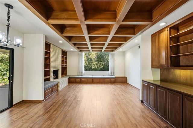 5057 Shirley, Tarzana, CA 91356