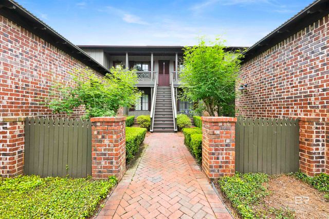 32491 E Waterview Drive 8-C, Loxley, AL 36551