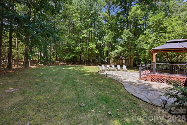 202 Indian Trail, Mooresville, NC 28117