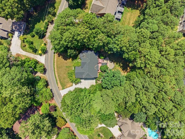 202 Indian Trail, Mooresville, NC 28117