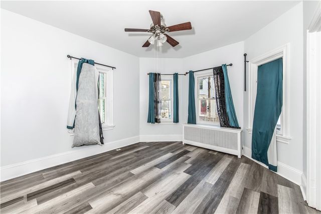 31 Grosvenor Avenue, Providence, RI 02908