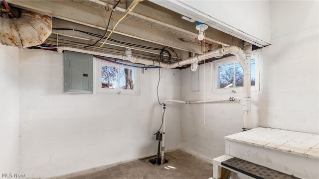 2410 Marion Avenue, Zanesville, OH 43701