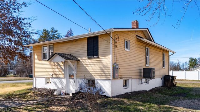 2410 Marion Avenue, Zanesville, OH 43701