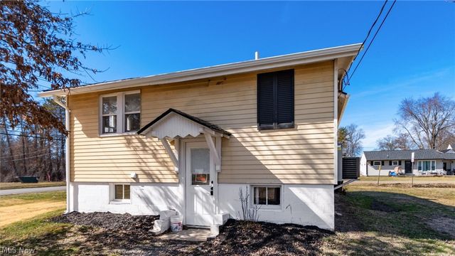 2410 Marion Avenue, Zanesville, OH 43701