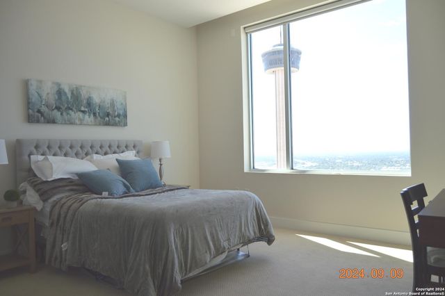610 E Market St Unit 2803, San Antonio, TX 78205