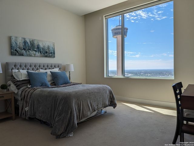 610 E Market St Unit 2803, San Antonio, TX 78205