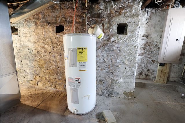 1845 Ley Street, Troy Hill, PA 15212