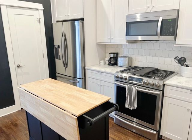 2001 Convent Pl Apt 13, Nashville, TN 37212