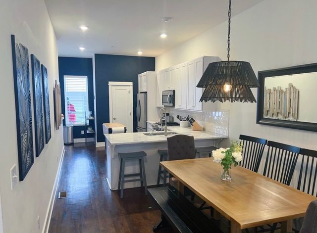 2001 Convent Pl Apt 13, Nashville, TN 37212