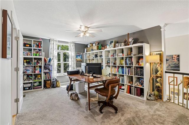 504 NE Rushbrook Drive, Lee's Summit, MO 64064