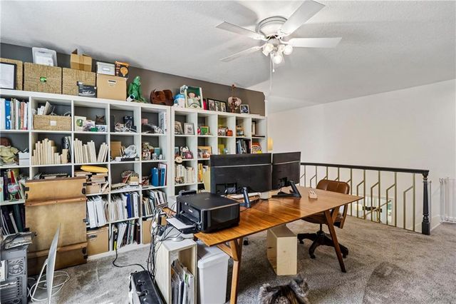 504 NE Rushbrook Drive, Lee's Summit, MO 64064