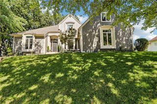 504 NE Rushbrook Drive, Lee's Summit, MO 64064