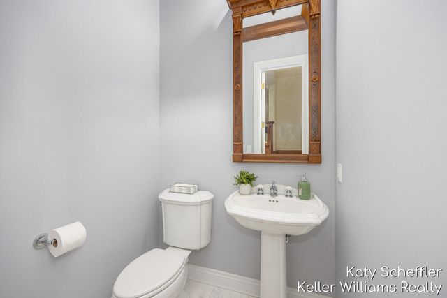 6157 Egypt Forest Road, Rockford, MI 49341