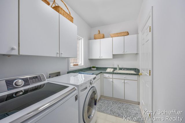 6157 Egypt Forest Road, Rockford, MI 49341