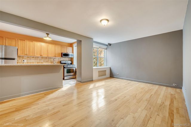 39-60 52nd Street 6B, Woodside, NY 11377