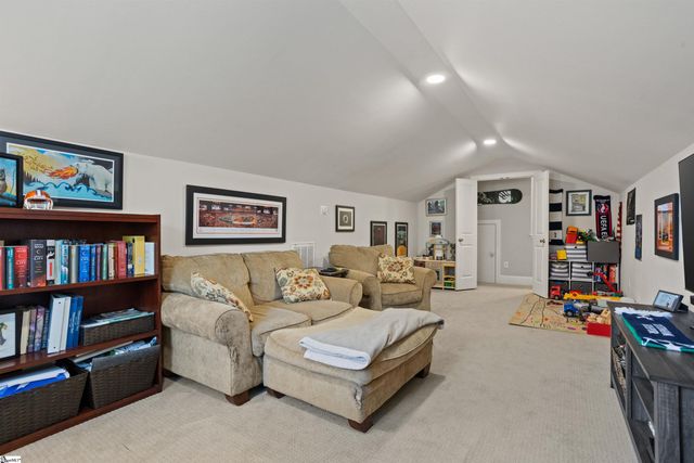 4 Waverly Court, Greenville, SC 29605