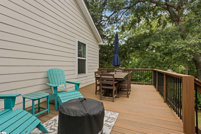 4 Waverly Court, Greenville, SC 29605