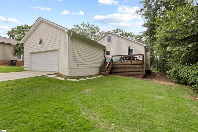 4 Waverly Court, Greenville, SC 29605