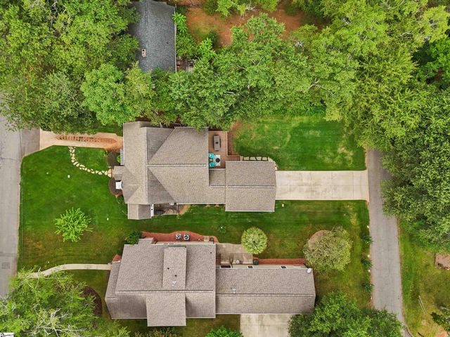 4 Waverly Court, Greenville, SC 29605