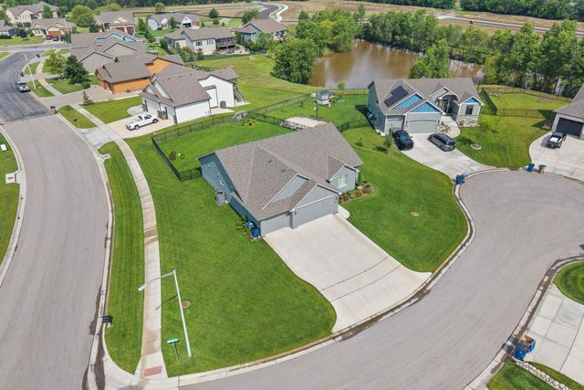 2245 S Nicole Cir, Andover, KS 67002