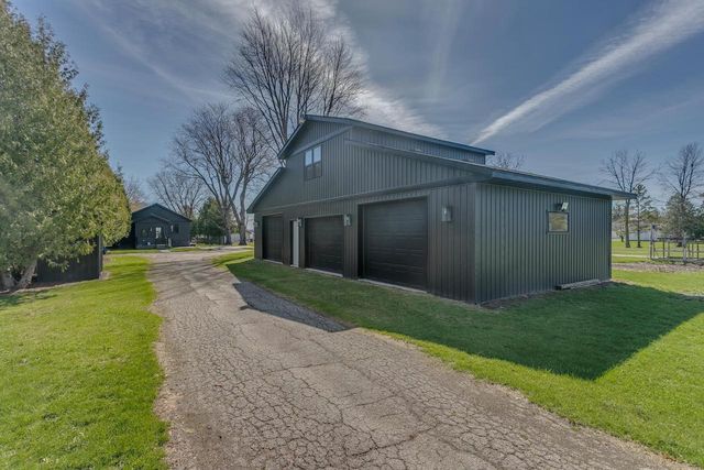 7278 S US HIGHWAY 45, Oshkosh, WI 54902