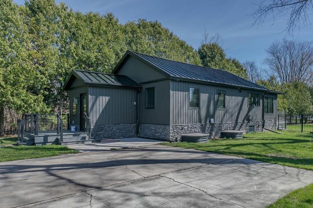 7278 S US HIGHWAY 45, Oshkosh, WI 54902