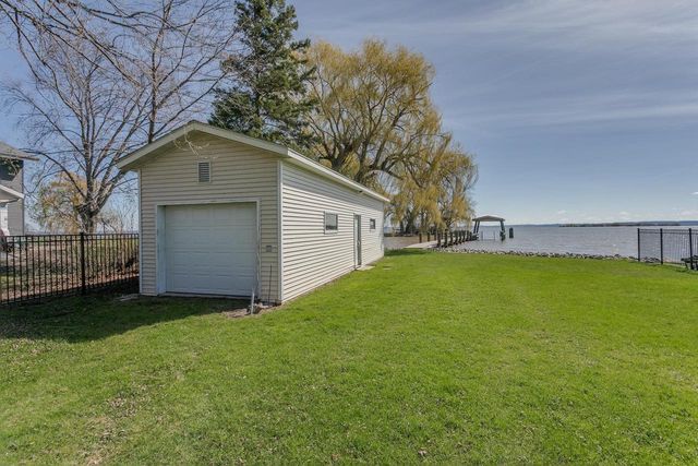 7278 S US HIGHWAY 45, Oshkosh, WI 54902