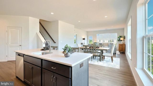 7457 SAINT PATRICK CT, Abbottstown, PA 17301